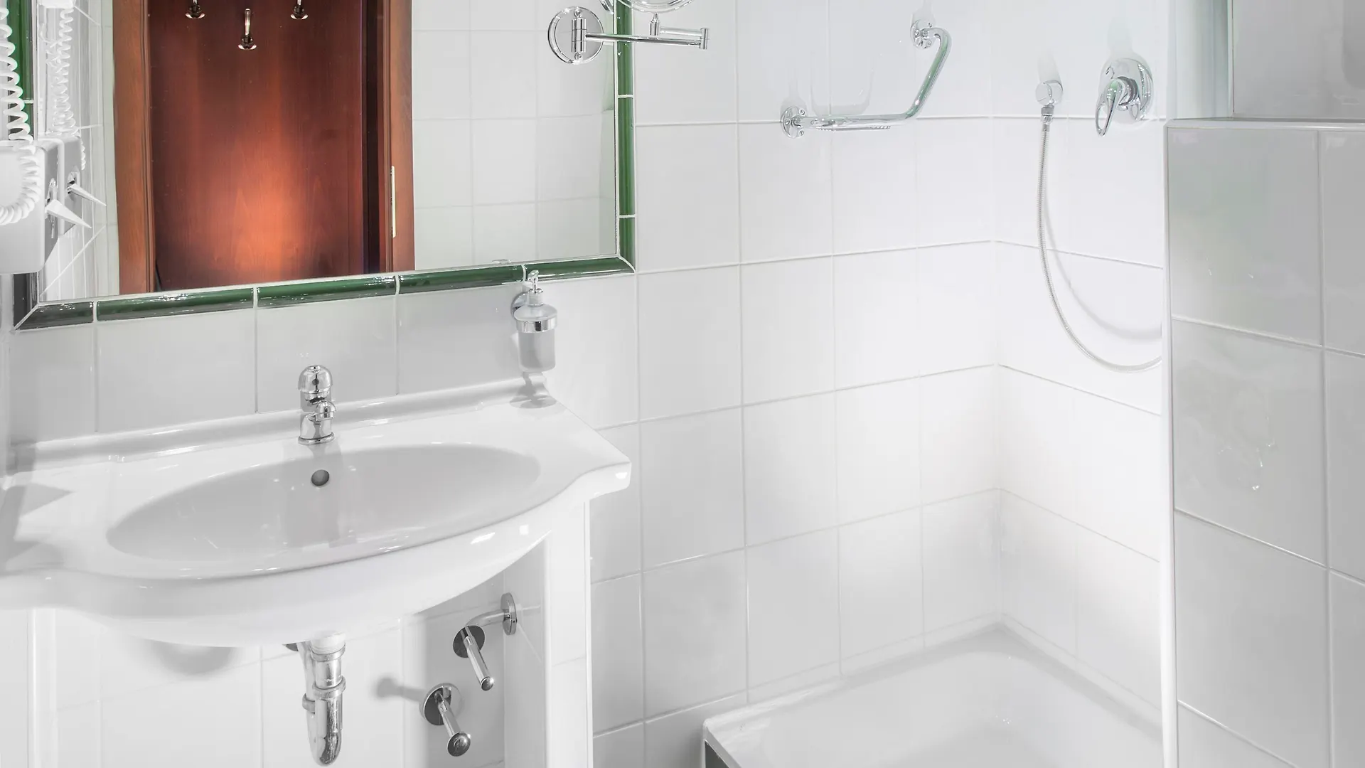 Hotel Lunik Прага 3*,  Чехия