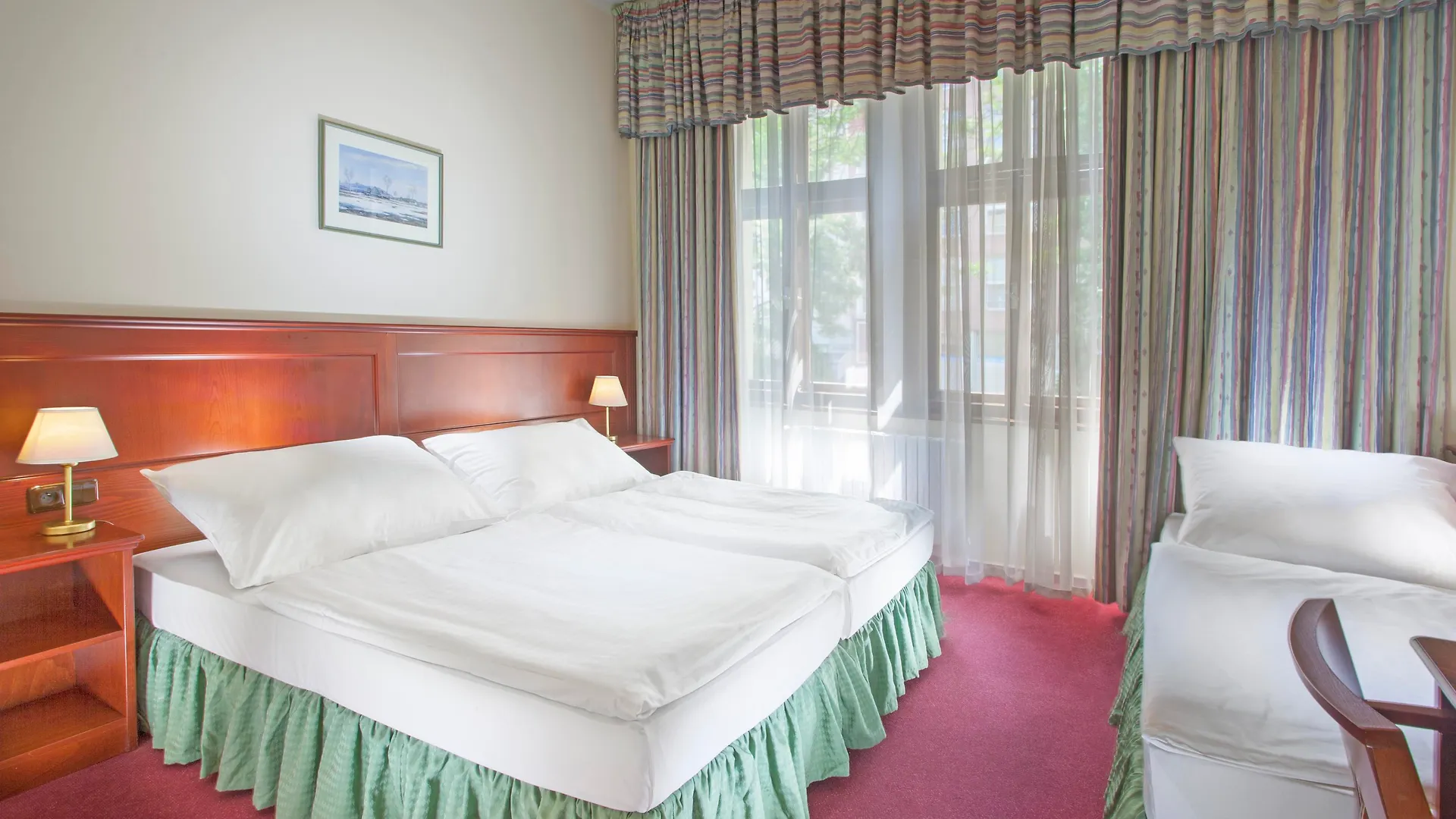 Hotel Lunik Прага